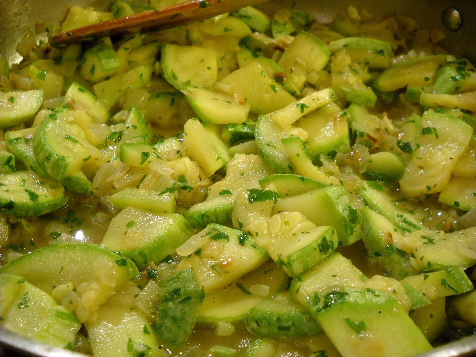 Stewed Zucchini And Tomatoes Recipe by Robyn CookEatShare
