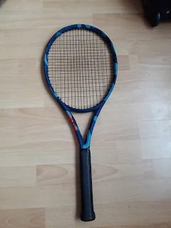 Wilson Ultra 100 Light Camo tennis racket