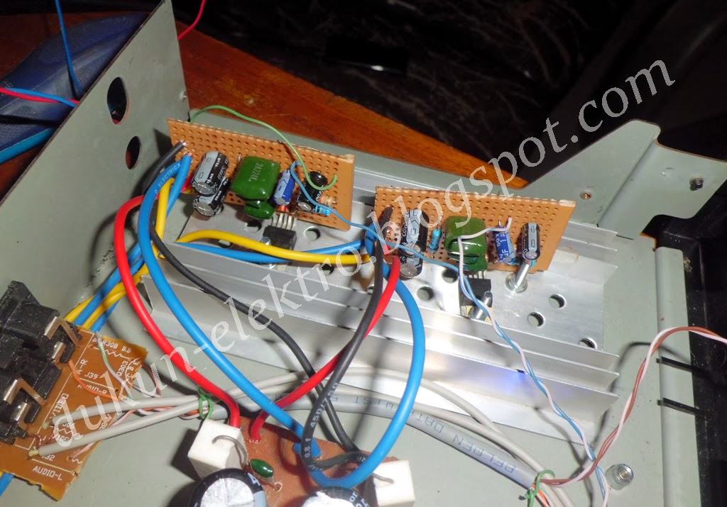 Dukun Elektro: Rangkaian Amplifier 14W dengan IC TDA2030A