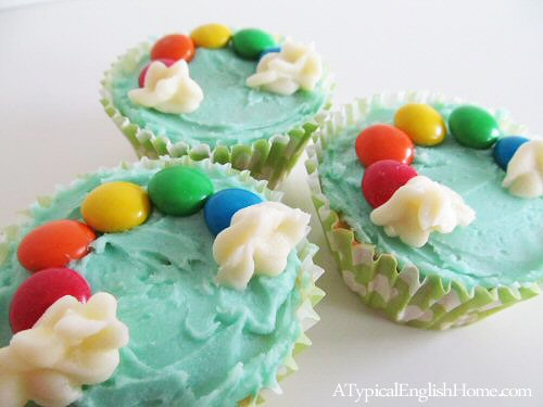 rainbow-cupcakes