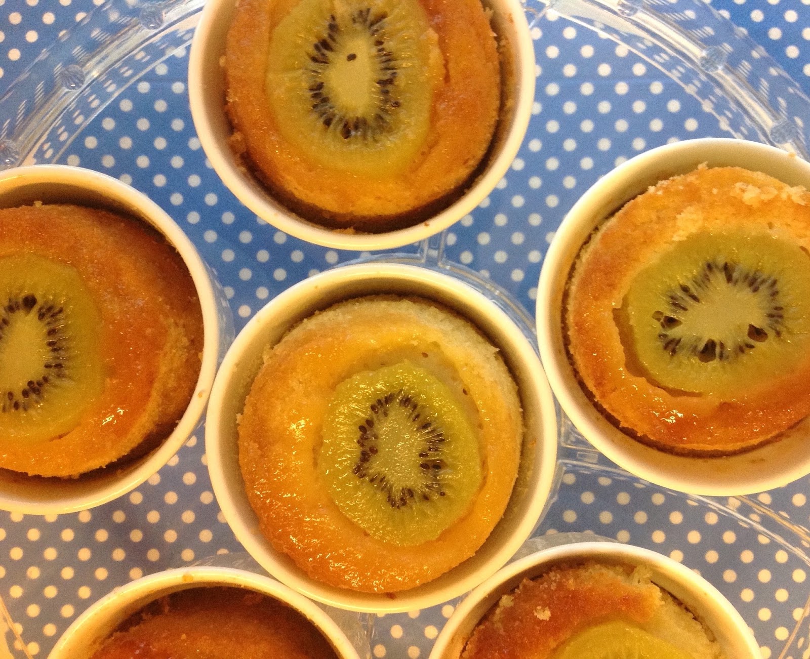 20 litre plastic container with tap