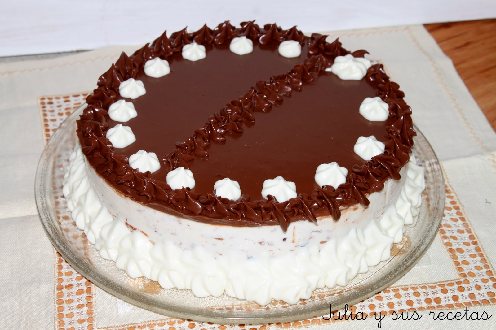 JULIA Y SUS RECETAS: Tarta mousse de stracciatella
