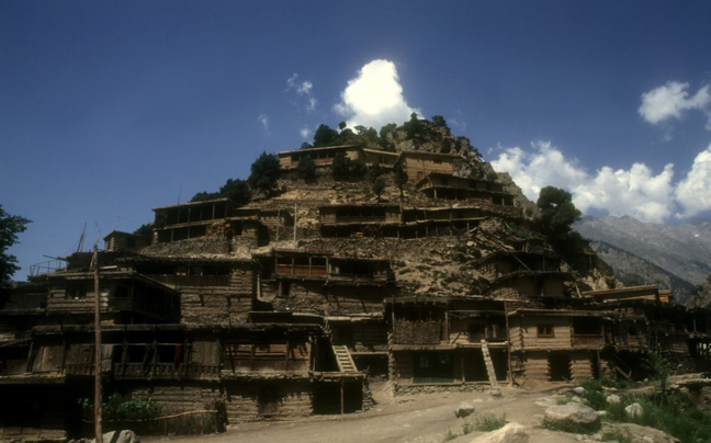 Greek Asia: THE KALASH - THE PROUD TRIBE OF ALEXANDER THE GREAT