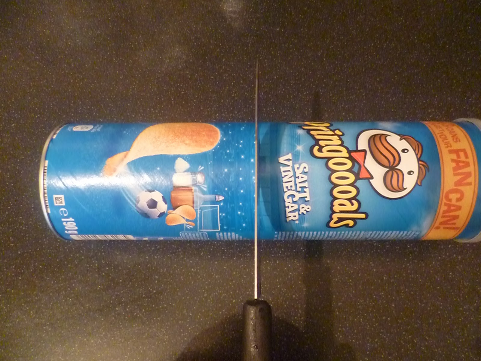 Gold ☥ White Life DIY Pringles can into a pencil holder