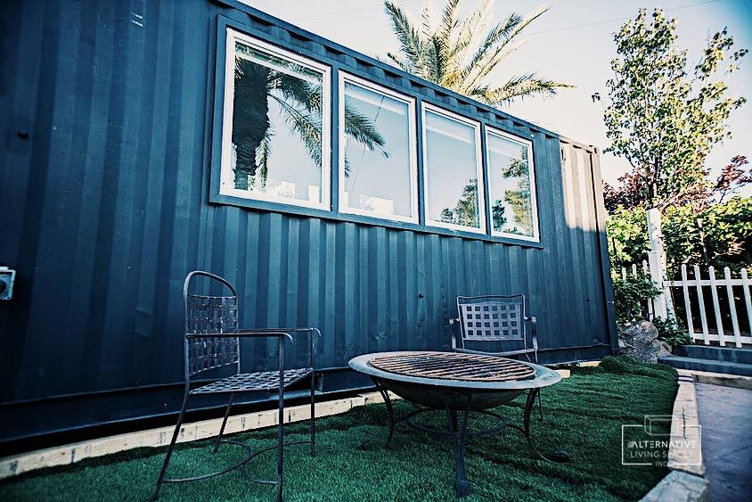 TINY HOUSE TOWN Sacramento Shipping Container Home (165 Sq Ft)