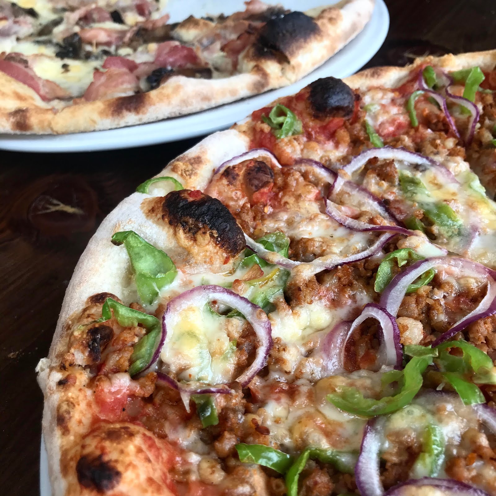 H A R L E M + B E S P O K E EAT WOOD OVEN PIZZA AT BAR 314