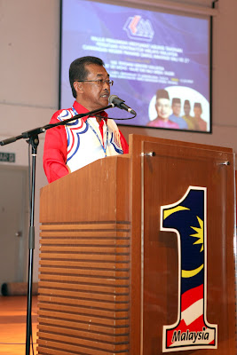 Persatuan Kontraktor Melayu Malaysia cawangan Kedah (PKMM) mendakwa hanya kira-kira 40 peratus daripada lebih 1,600 anggotanya berjaya manakala bakinya dalam keadaan tenat dan ada yang telah gulung tikar.