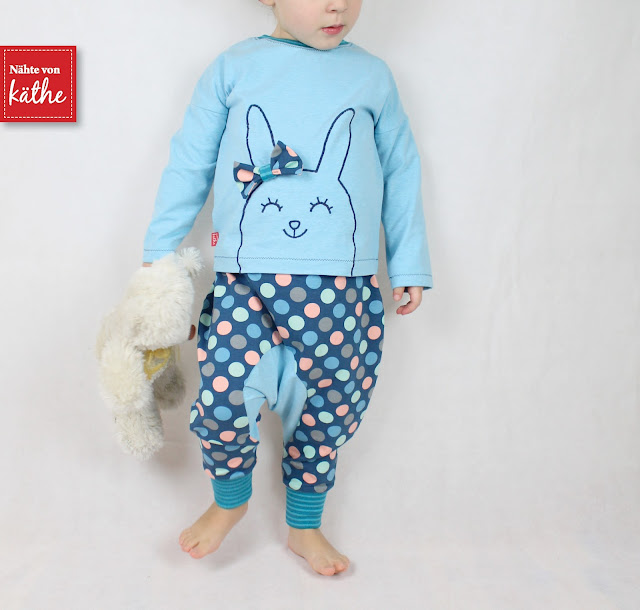 Hose Frechdachs und Shirt Nena y Chiquillo von Lilabrombeerwölkchen Hose Frechdachs und Shirt Nena y Chiquillo von Lilabrombeerwölkchen