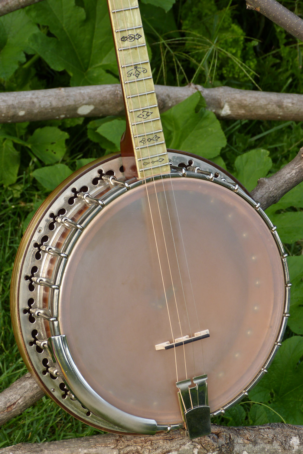 1941 Bacon & Day "Senorita" Resonator Tenor Banjo
