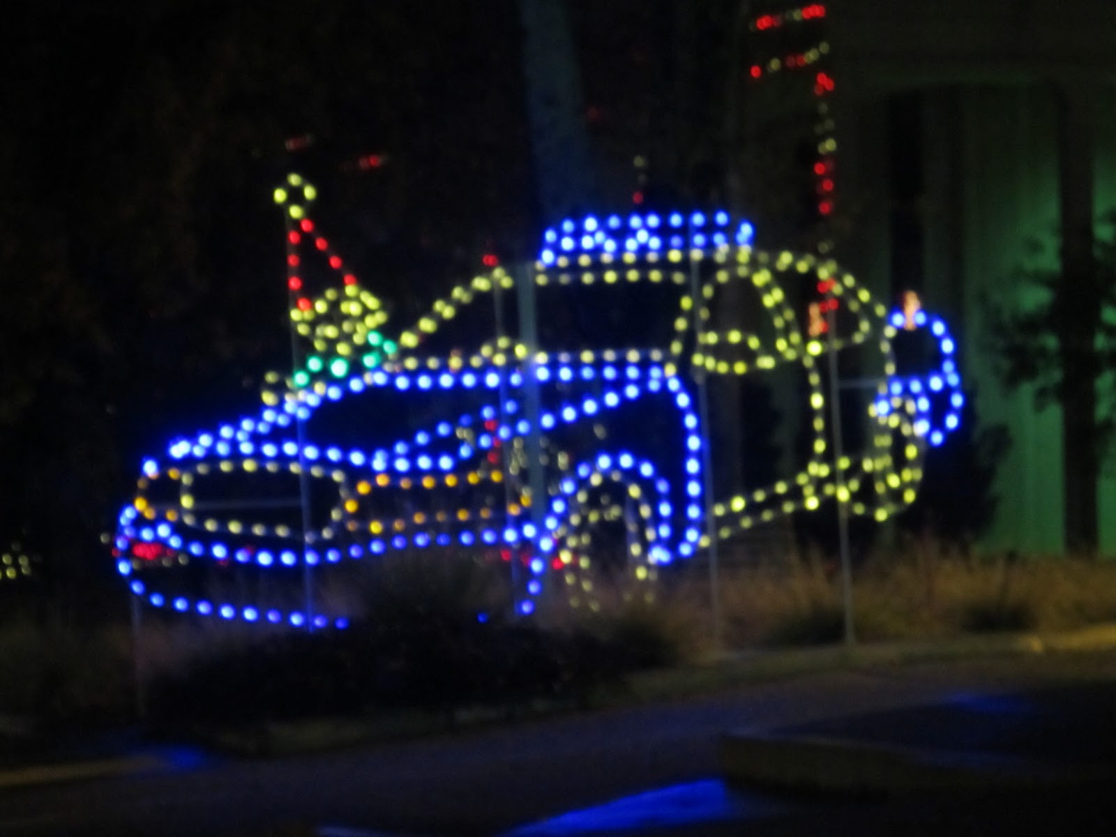 PrunePicker Ruston City Hall Christmas Lights.