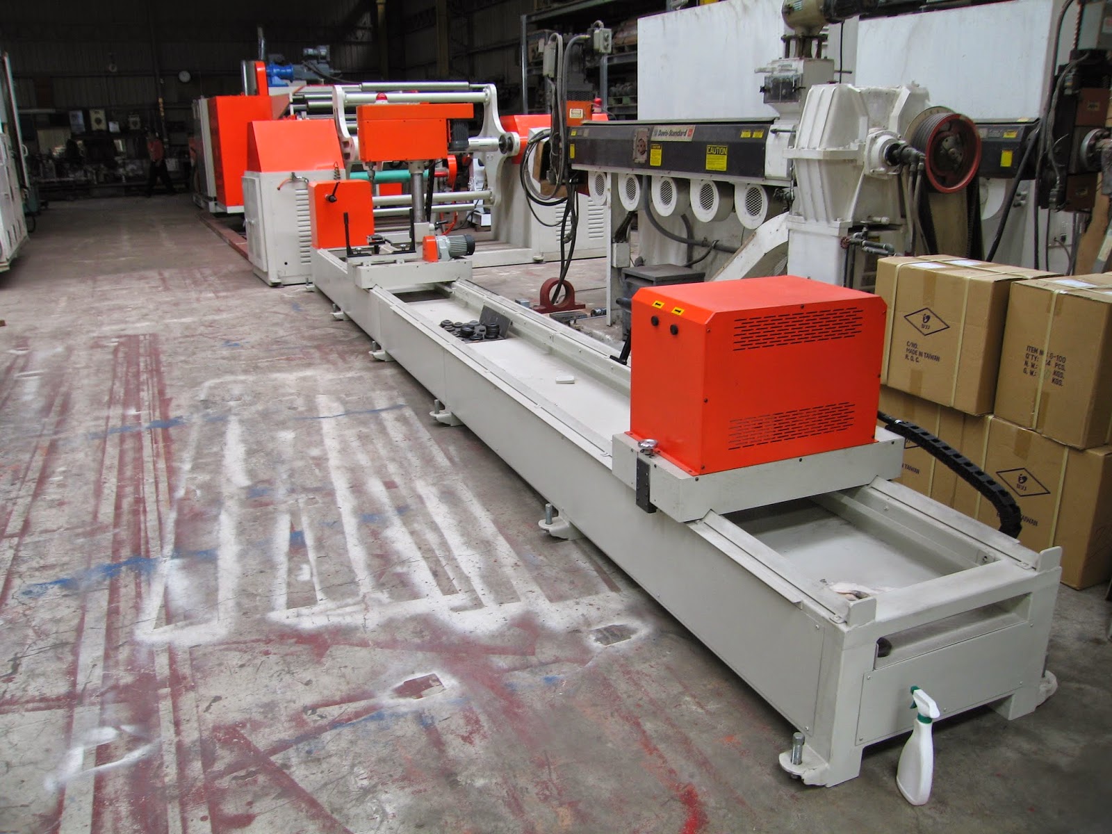 AUTOMATICALLY PLASTIC PVC PIPE DRILLING MACHINE Catalogue