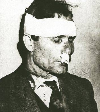 tsarouxas_lamprakis.jpg
