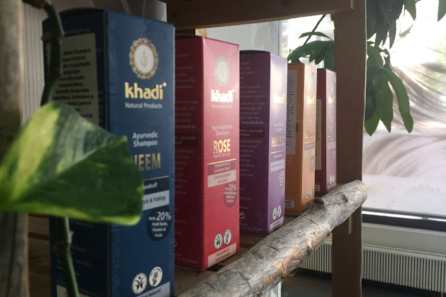 Khadi - ayurvedisiä hiustenhoitotuotteita