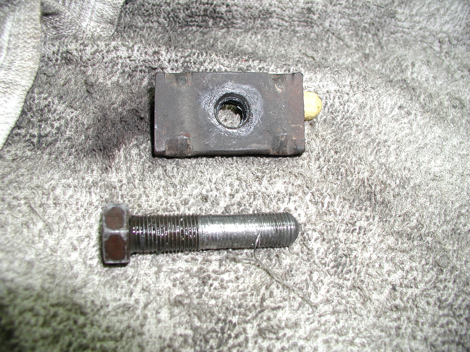 Wally&Sue Stripped torsion bar adjusting bolt