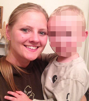 2-year-old accidentally kills his mom in Wal-Mart, New York, America, Gun attack,