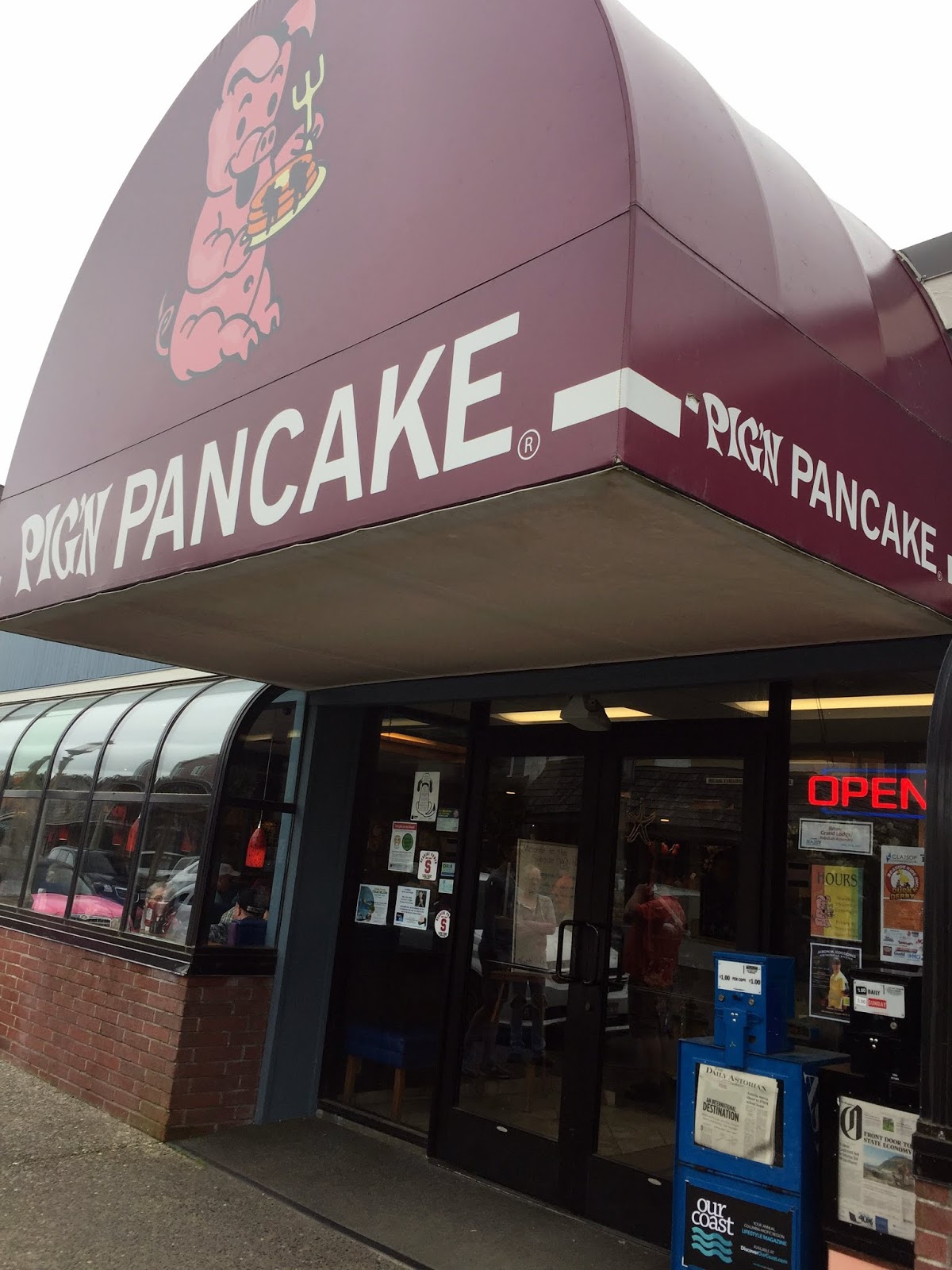 Deb's Days Yummy Monday Pig'n Pancake, Seaside, Oregon