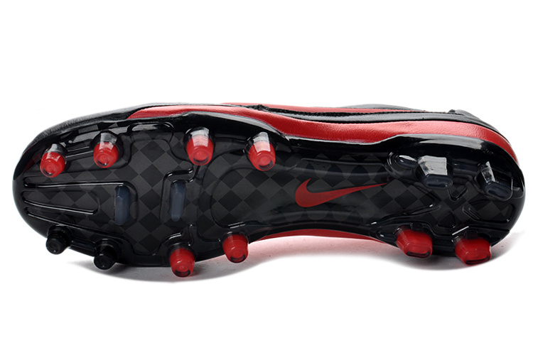 Nike Tiempo Legend V Release