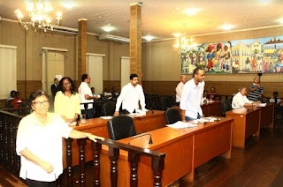 Vereadores voltam a retratar descaso em Laranjeiras Vereadores voltam a retratar descaso em Laranjeiras