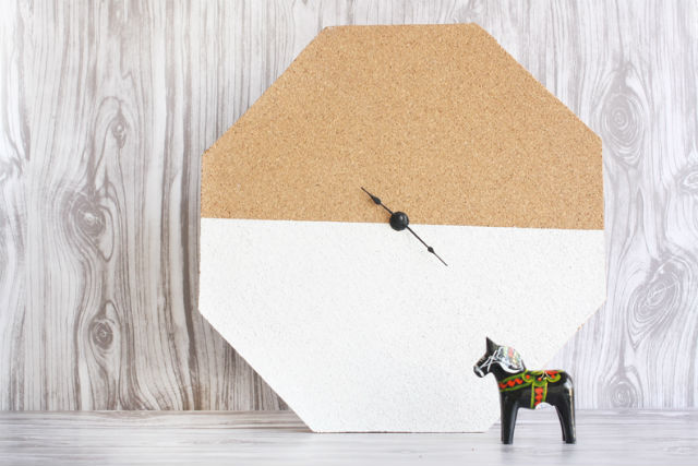 reloj geométrico diy con corcho