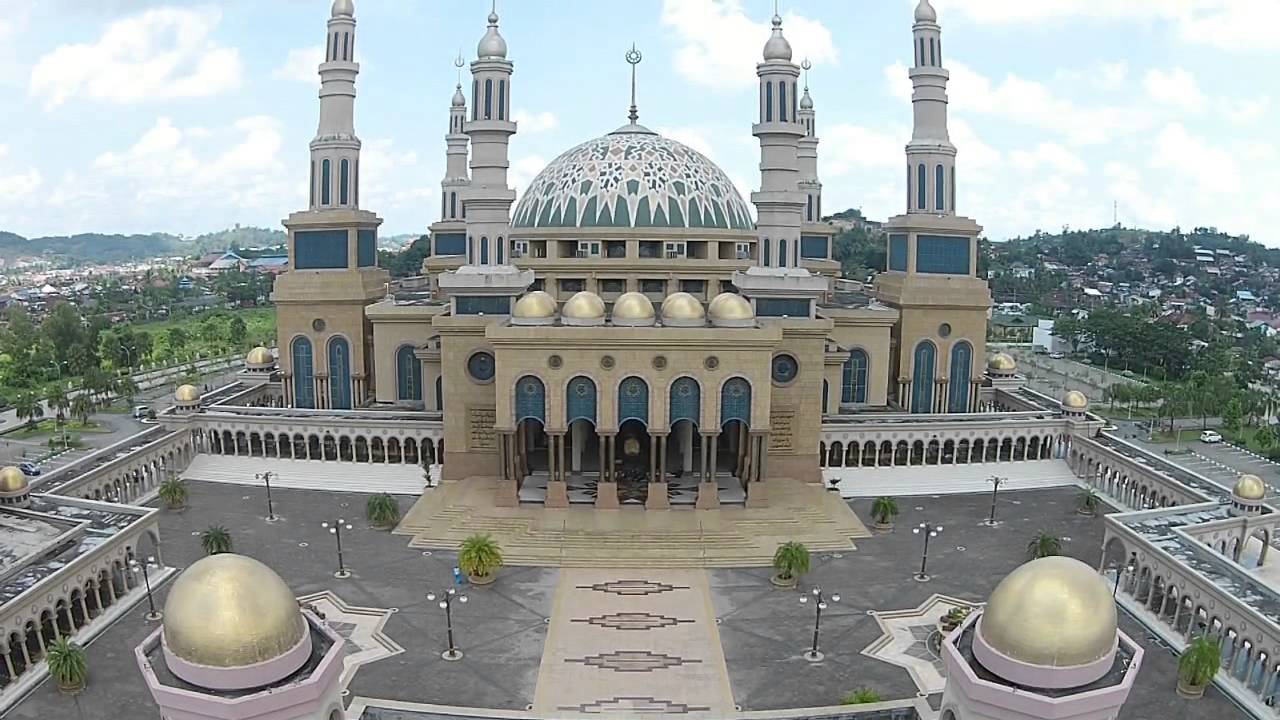 MASYAALLAH!!! 5++ DAFTAR MASJID TERBESAR YANG ADA DI INDONESIA