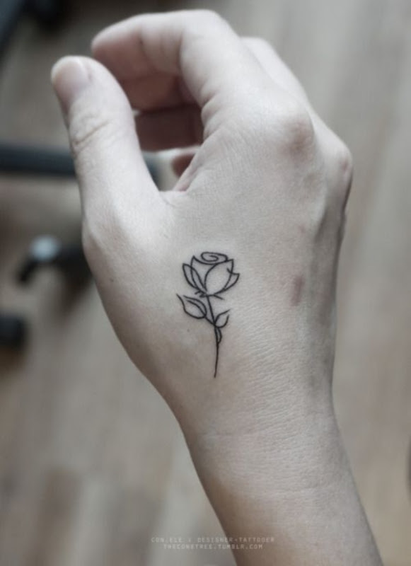 Mini tatuagens de flores para as mulheres Mini tatuagens de flores para as mulheres