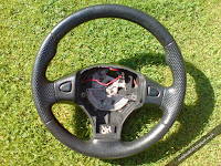 Rover 25 perforated leather steering wheel with steering controls