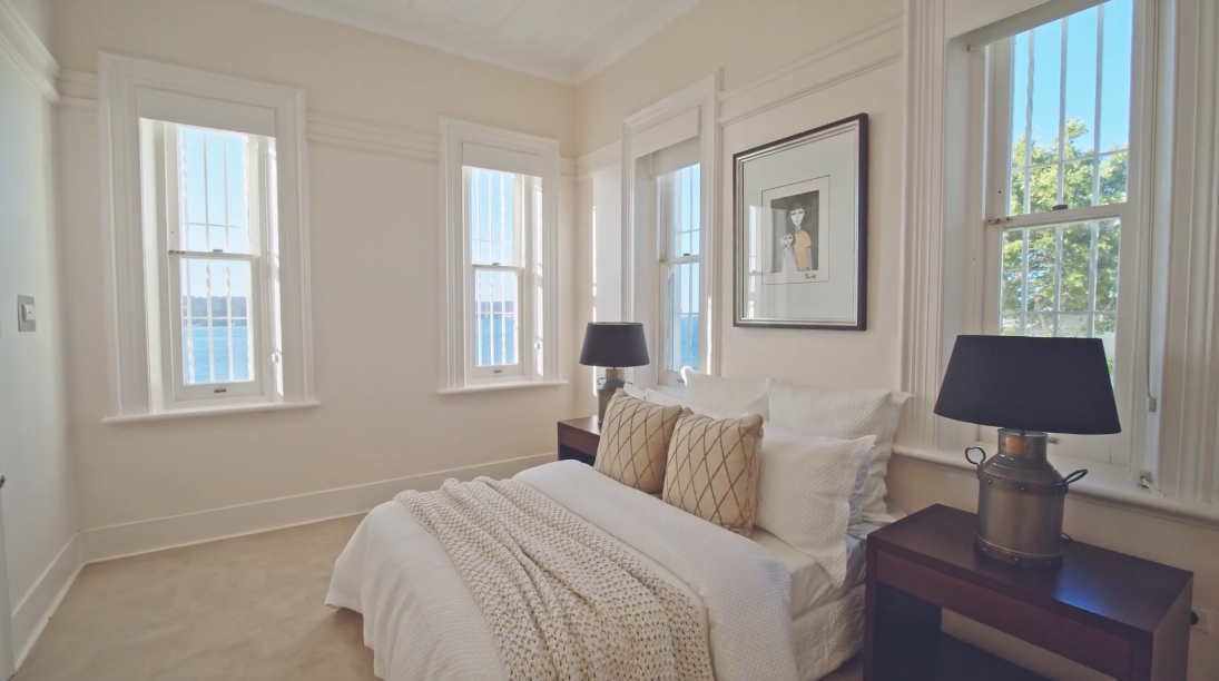 13 Photos vs. 124 Wolseley Rd #2, Point Piper Interior Design Luxury Condo Tour