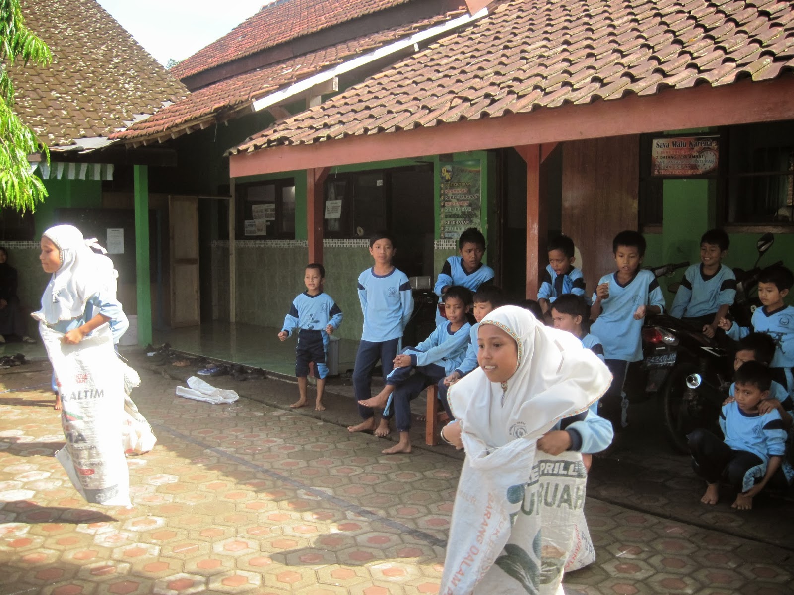 Karung GP sirkuit MIRU Klampisan ~ MI Rohmatul Ummah Klampisan