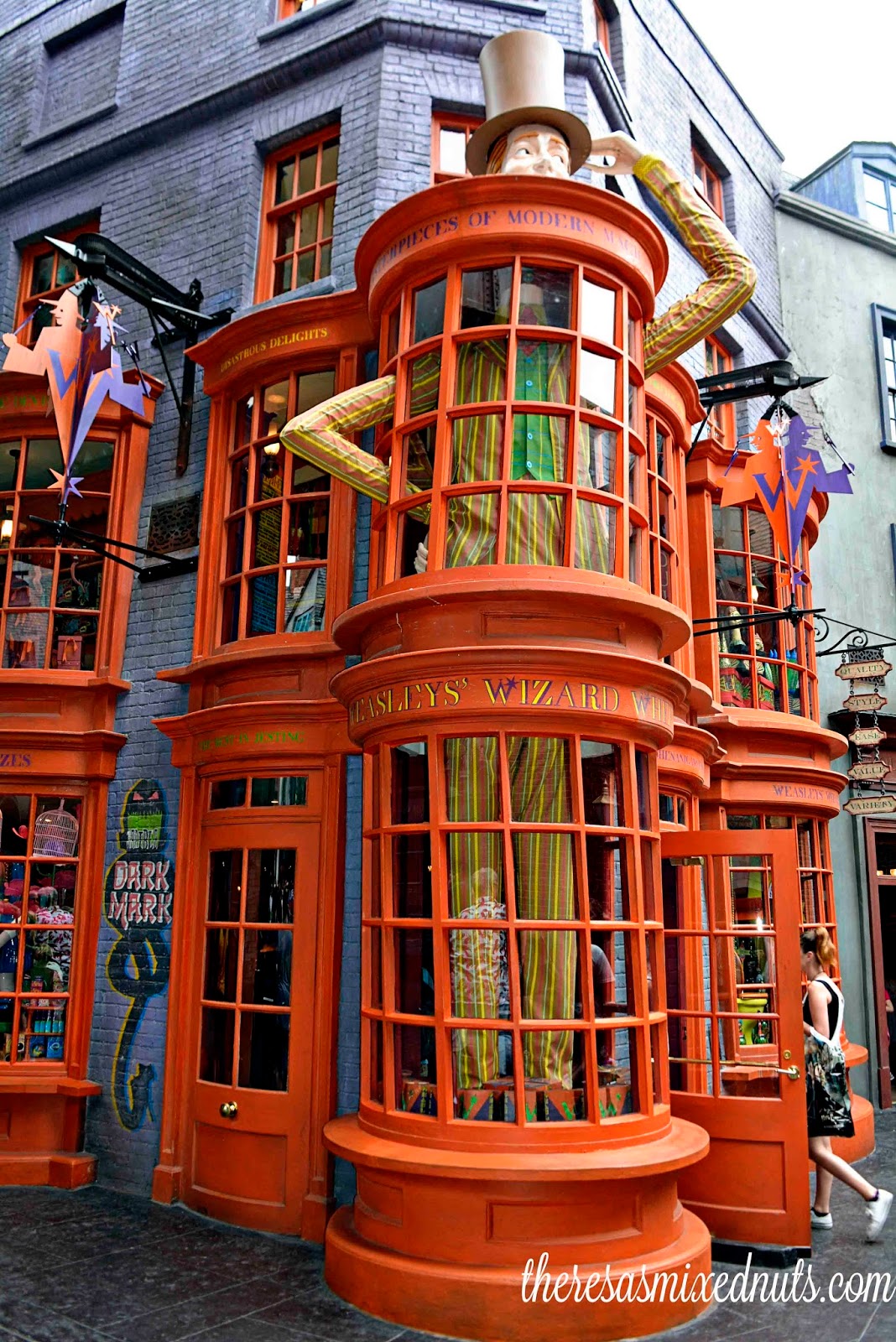 Theresa's Mixed Nuts Diagon Alley At Wizarding World of