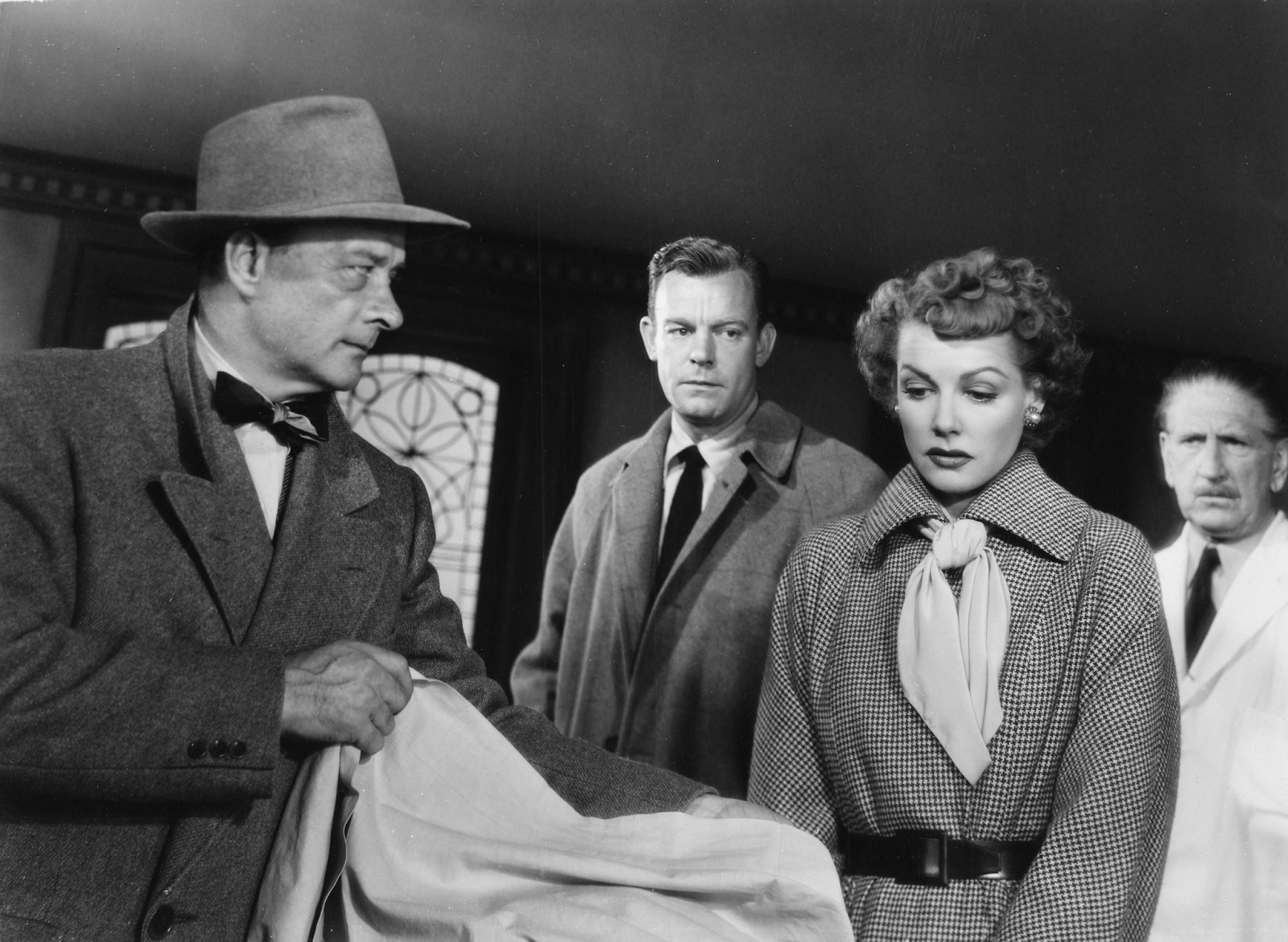 Laura's Miscellaneous Musings Tonight's Movie Woman on the Run (1950