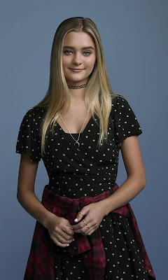 A Million Little Things Series Lizzy Greene Image 4