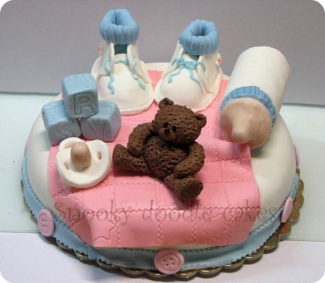 Baby shower cake