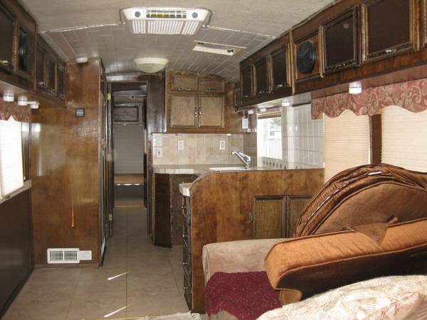 1972 MCI Challenger Bus Conversion | Auto Restorationice