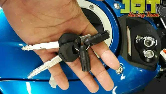 Suzuki_GSXR-150_tanpa_keyless Suzuki_GSXR-150_tanpa_keyless