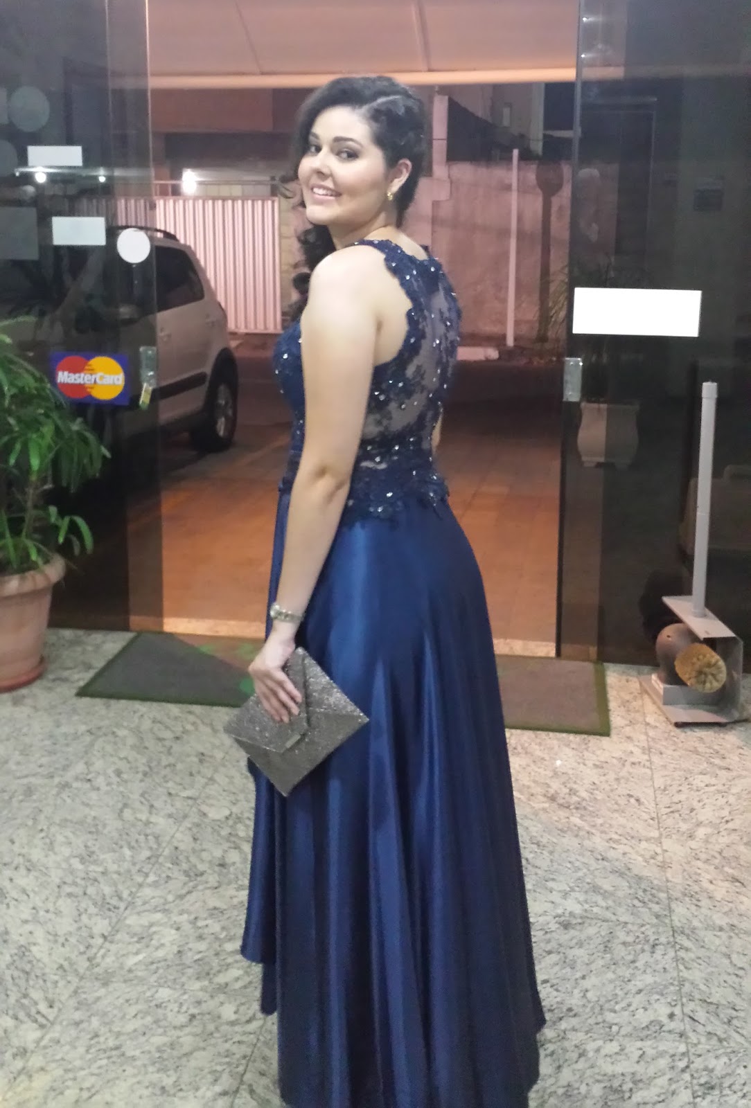 madrinhas com vestido azul marinho