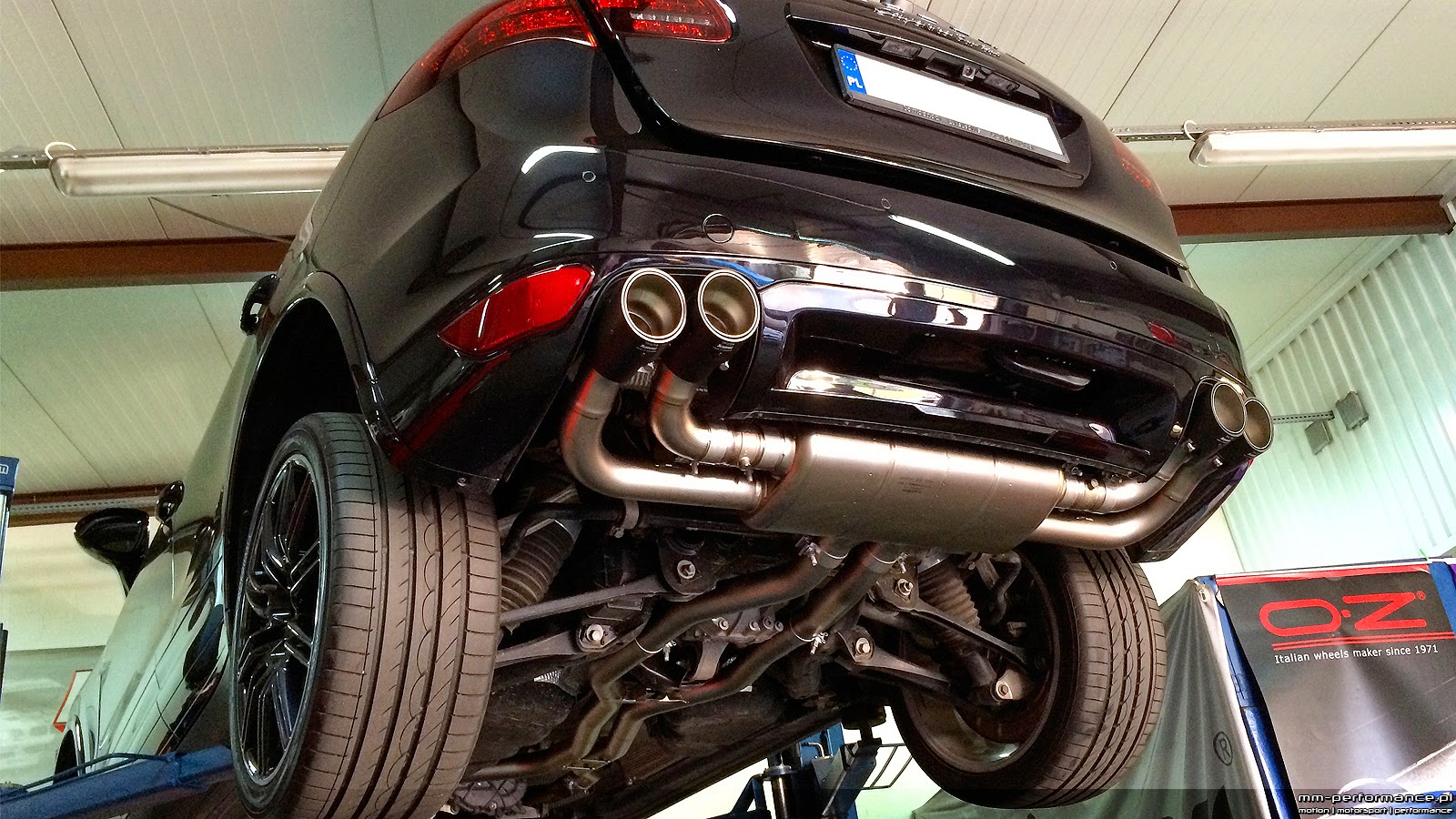 Mm-Performance.pl: Porsche Cayenne Turbo [958] Tytanowy Układ Wydechowy - Akrapovic | Rury Eliminujące Katalizatory - Cargraphic | Sportowe Filtry Powietrza - K&N ||| Tuned By Mm-Performance.pl