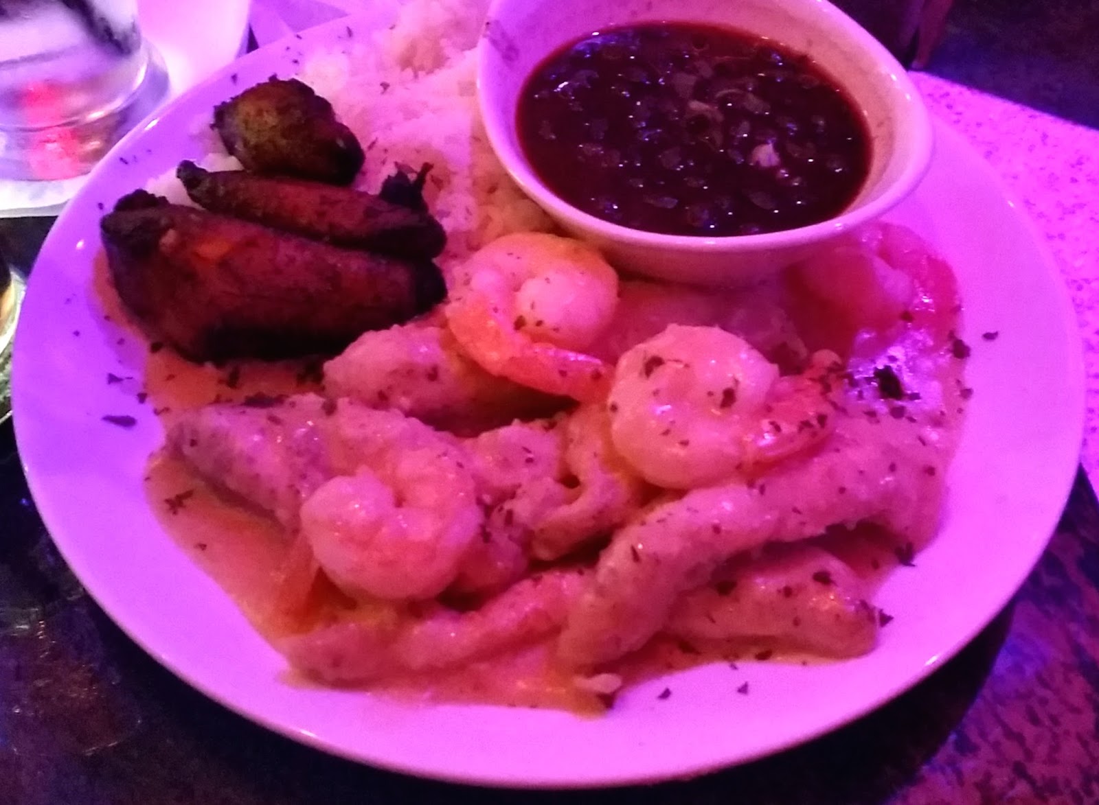 Across the Avenue Mango's Tropical Cafe Orlando orlandotourist 