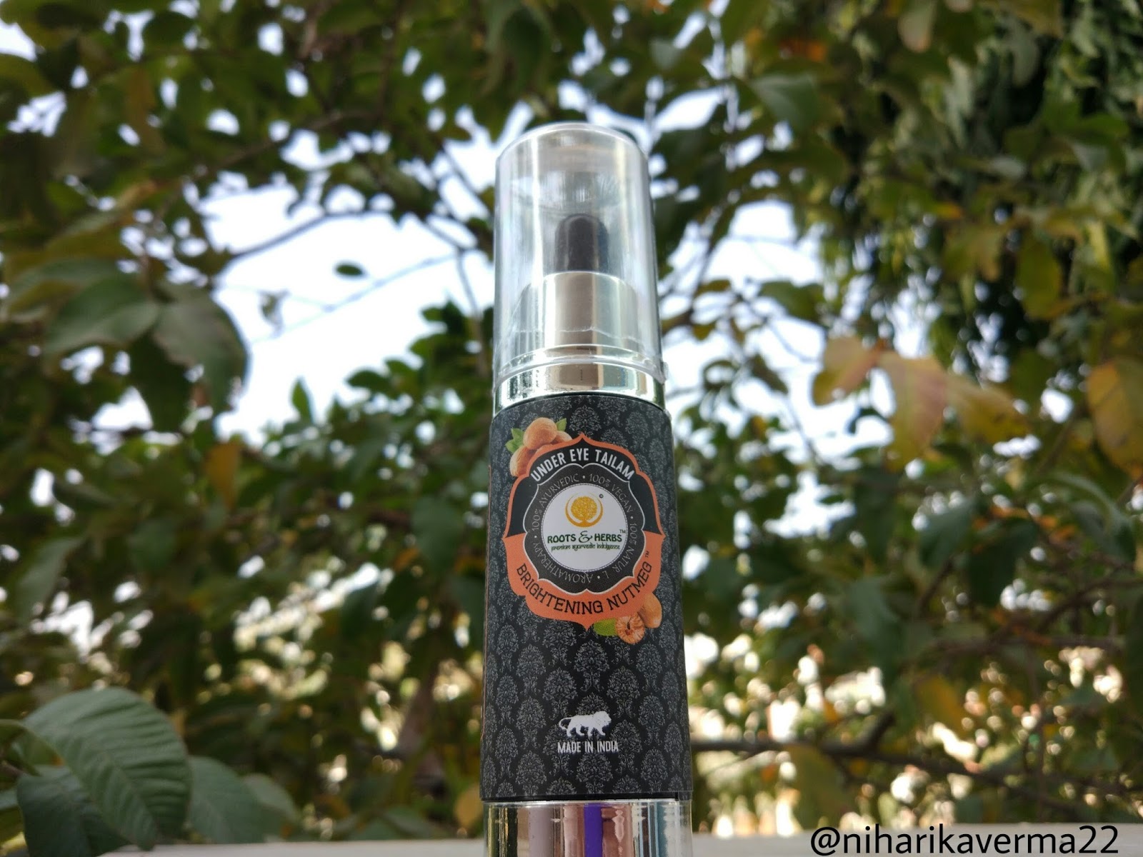 Roots & Herbs Under Eye Tailam with Brightening Nutmeg Natural, Vegan and Ayurvedic Product