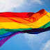Bolsonaro assina MP que retira LGBTs das diretrizes de Direitos Humanos