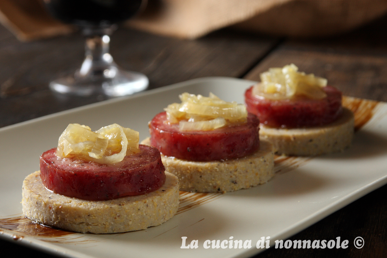 La cucina di Nonna Sole Salame con aceto e cipolla