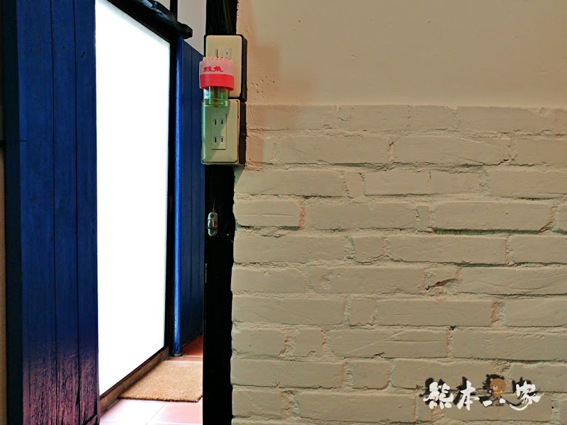 苗栗三義龍騰村百年大院古厝|焉美術行館|老屋重生傳統與現代的融合