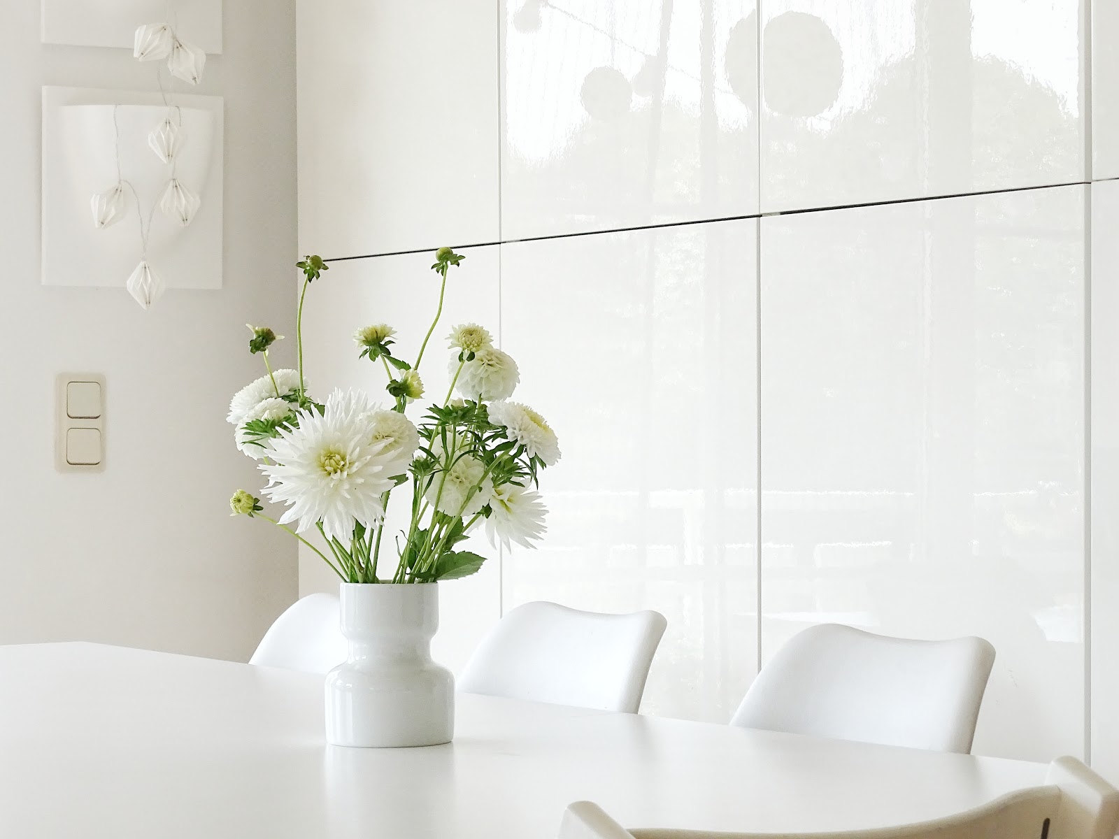 Mit Dahlien dekorieren - 3 Styling-Ideen mit Dahlien - http://mammilade.blogspot.de Mit Dahlien dekorieren - 3 Styling-Ideen mit Dahlien - http://mammilade.blogspot.de