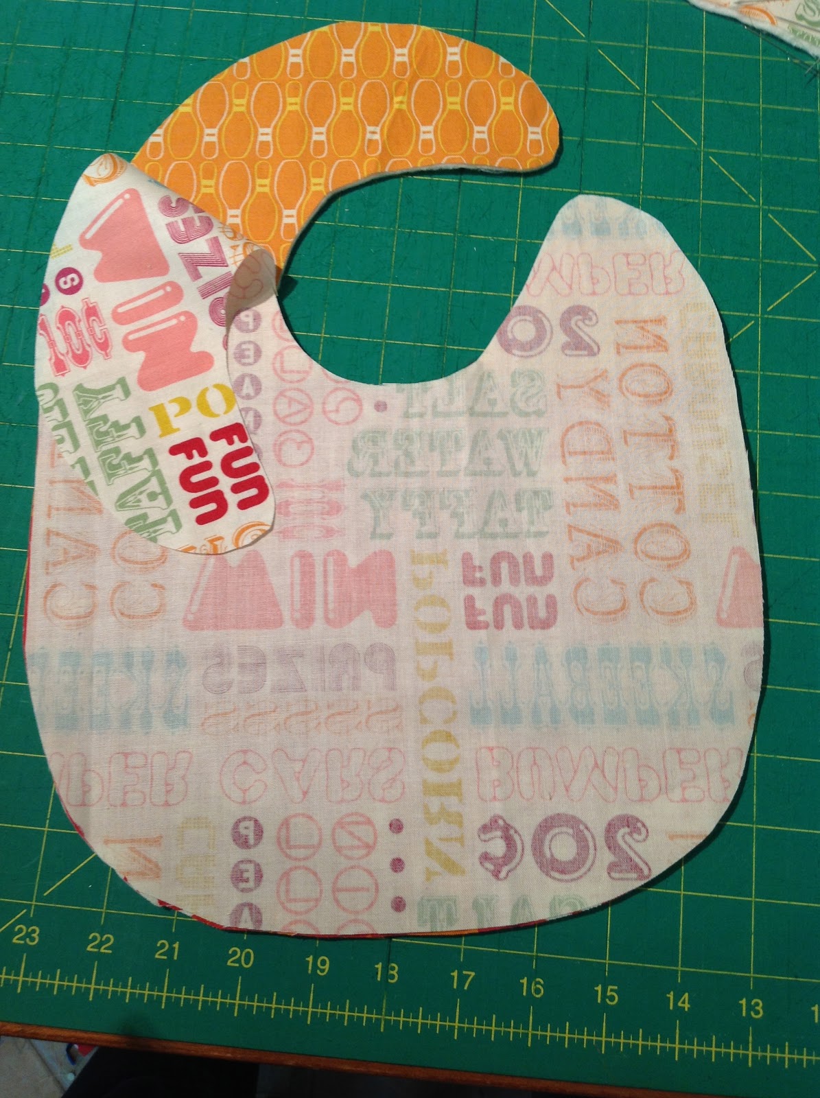 Baby Bib {free bib pattern} GoGo Kim
