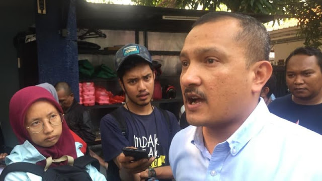 Harga Premium Batal Naik, Ferdinand: Ini Rezim Senda Gurau, Negara Diurus dengan Canda Harga Premium Batal Naik, Ferdinand: Ini Rezim Senda Gurau, Negara Diurus dengan Canda