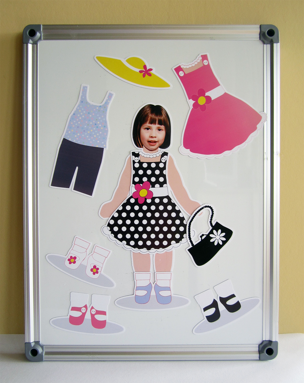 Silhouette UK Personalised Paper Dolls