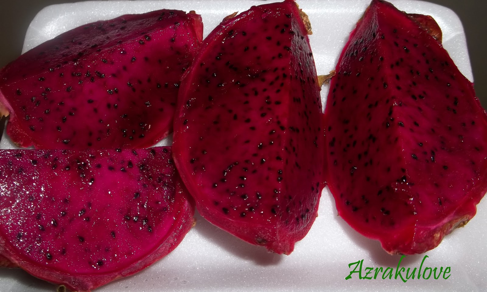 Azraku: Jus Buah Naga Merah