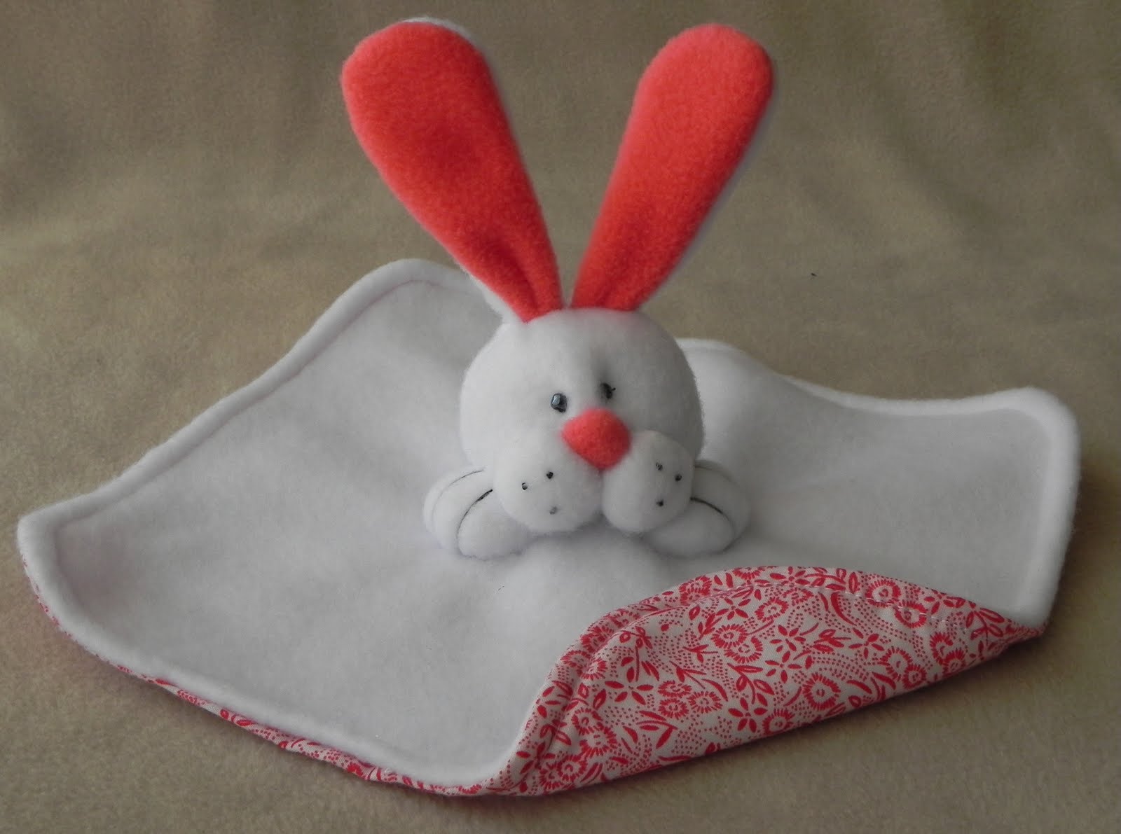 Bunny rabbit felt toy - Free Sewing Pattern