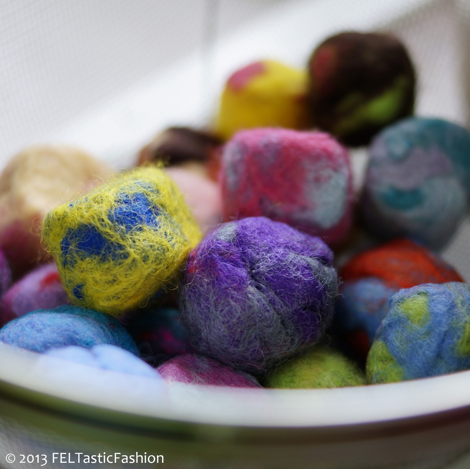 FELTasticFashion 100g LAMBS WOOL PROJECT