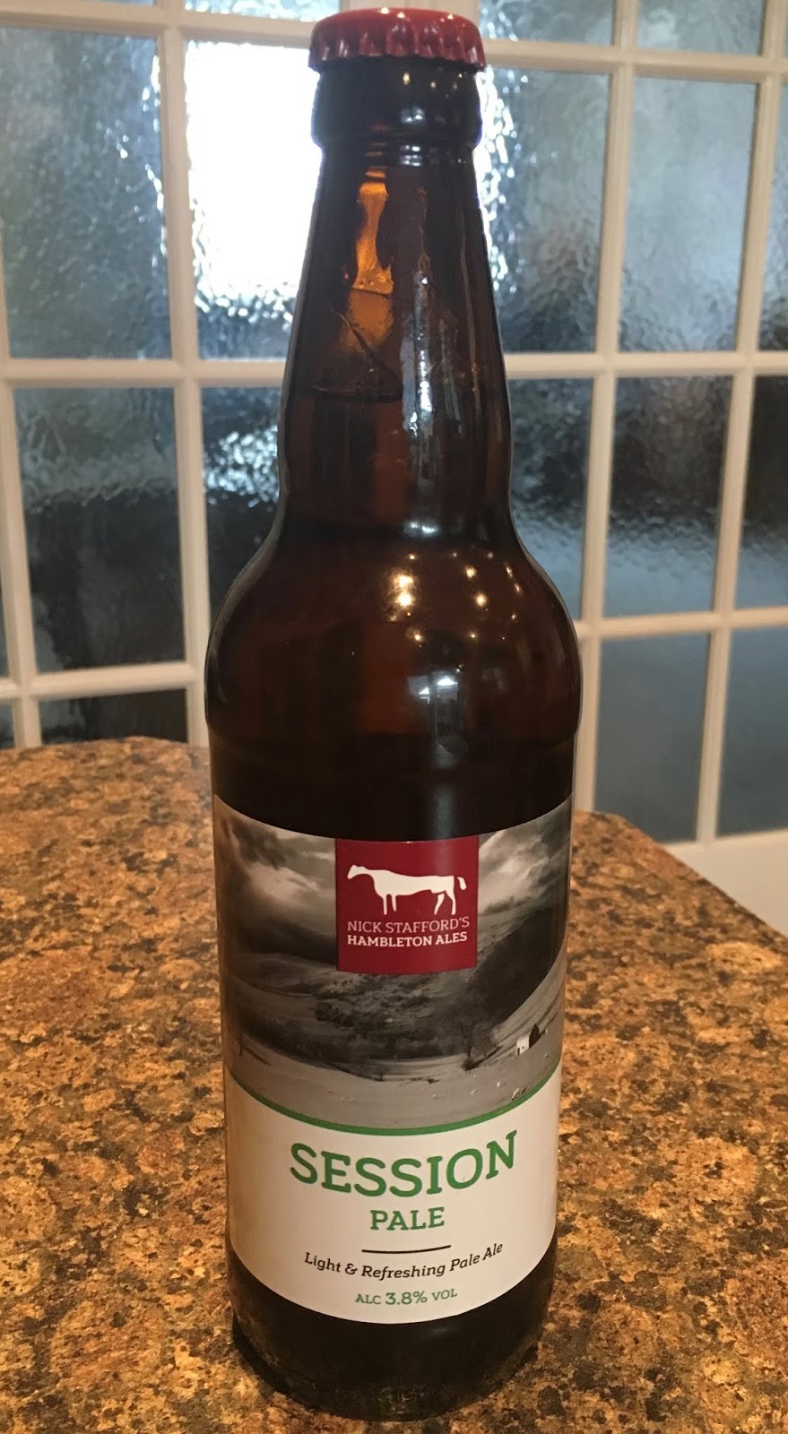 FOODSTUFF FINDS Session Pale Ale (Aldi hambletonales) By SpectreUK