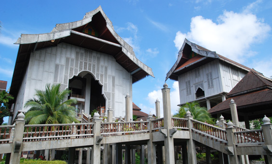 Tempat-Tempat Menarik Di sekitar Kuala Terengganu